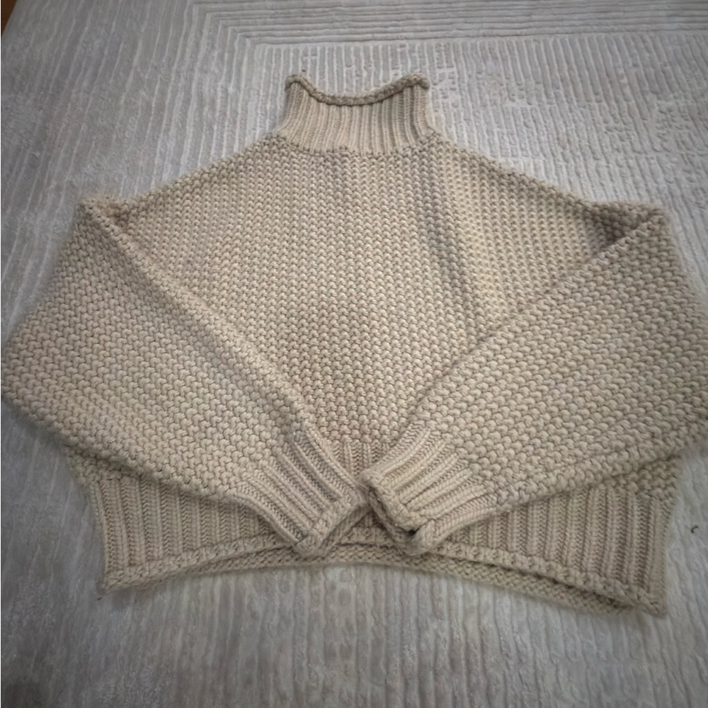 H&M Cream Turtleneck Sweater